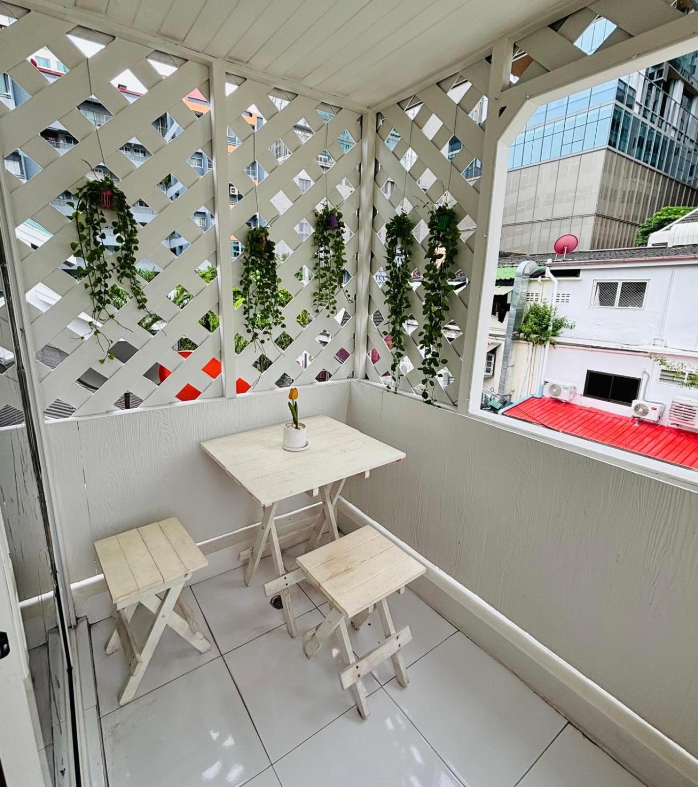 Hotel Reehouse@Soi Cowboy/Asoke Bts Bangkok Esterno foto
