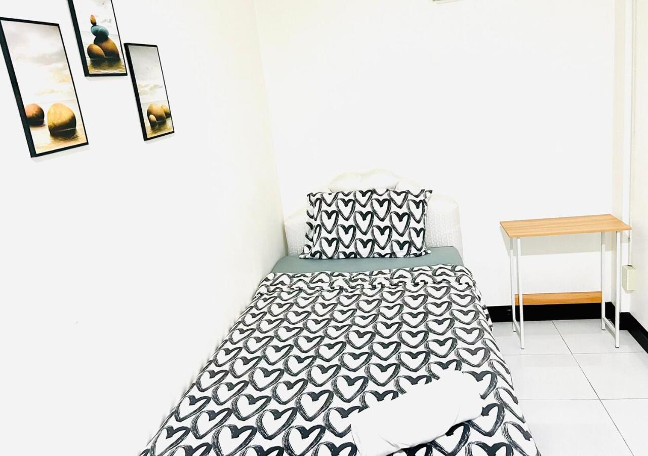 Hotel Reehouse@Soi Cowboy/Asoke Bts Bangkok Esterno foto