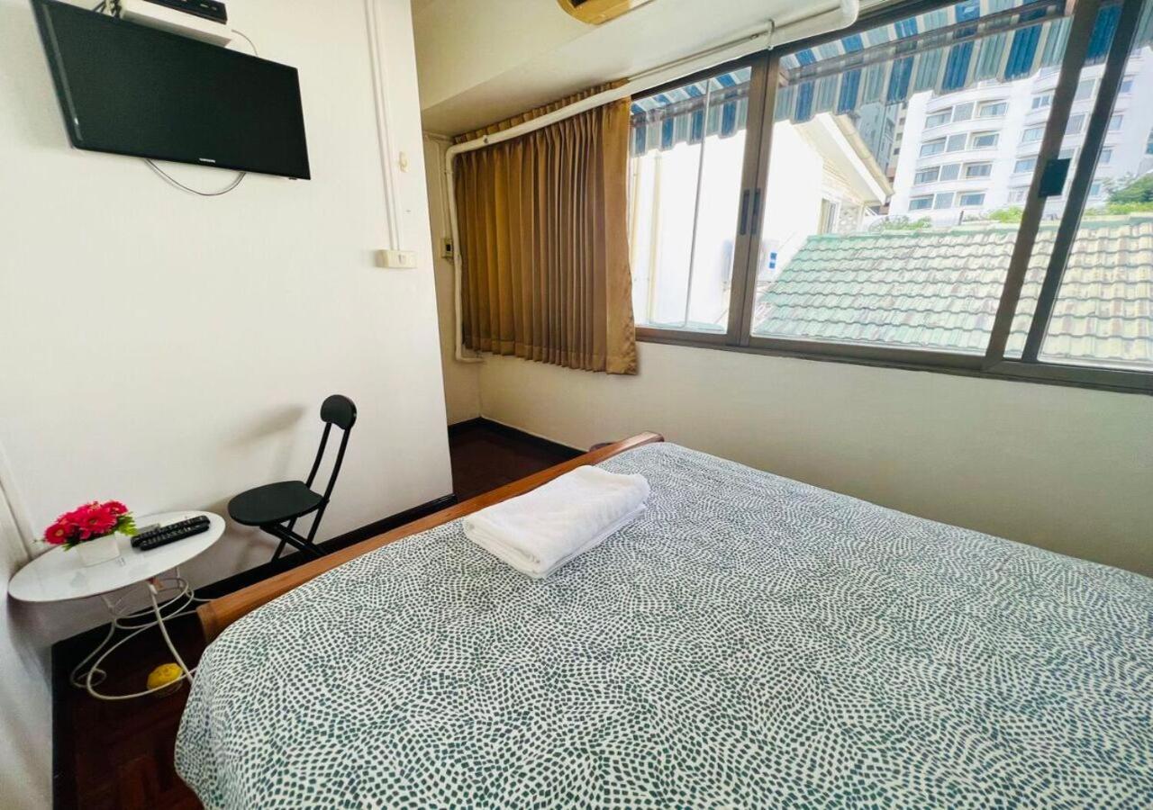 Hotel Reehouse@Soi Cowboy/Asoke Bts Bangkok Esterno foto
