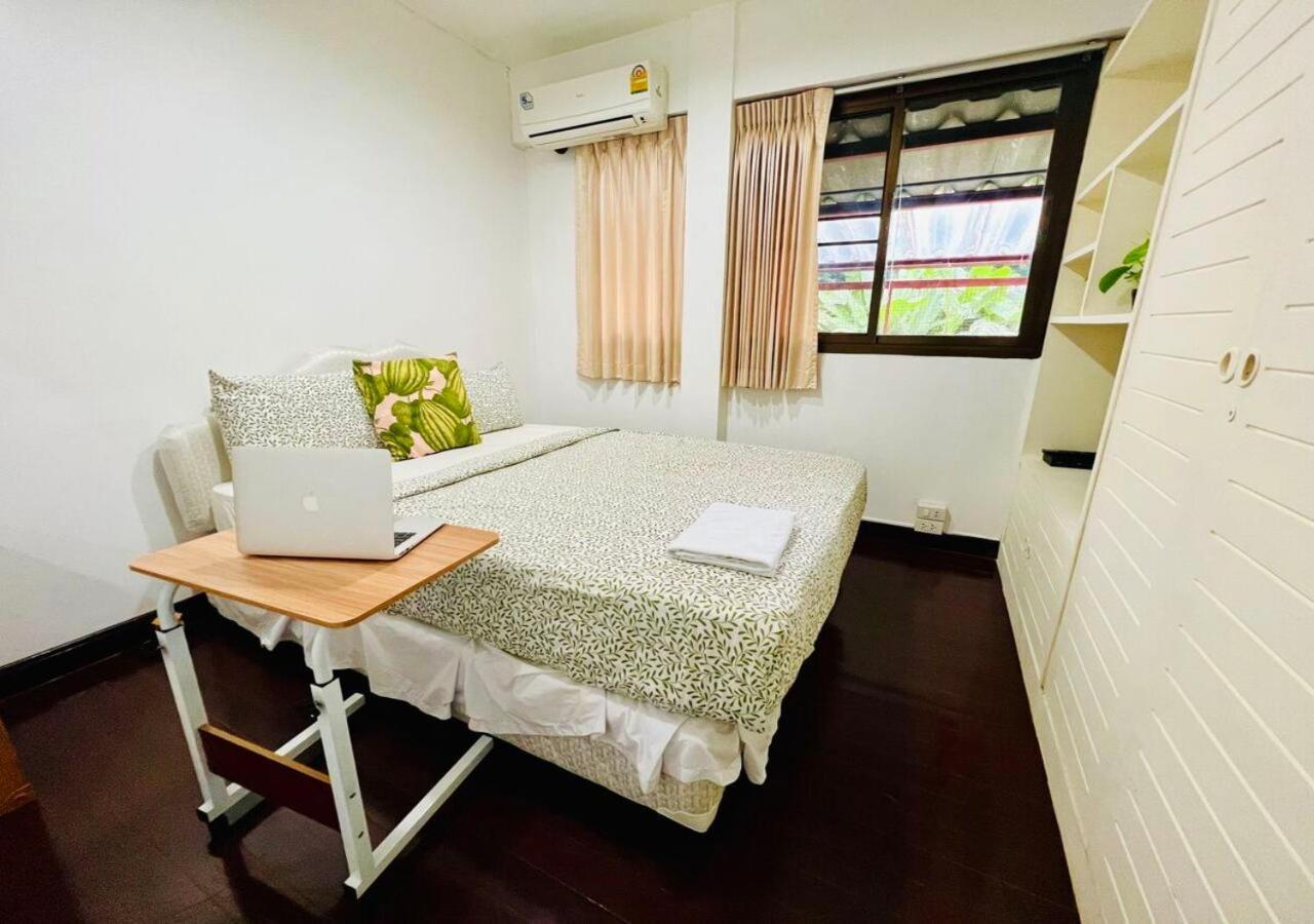 Hotel Reehouse@Soi Cowboy/Asoke Bts Bangkok Esterno foto