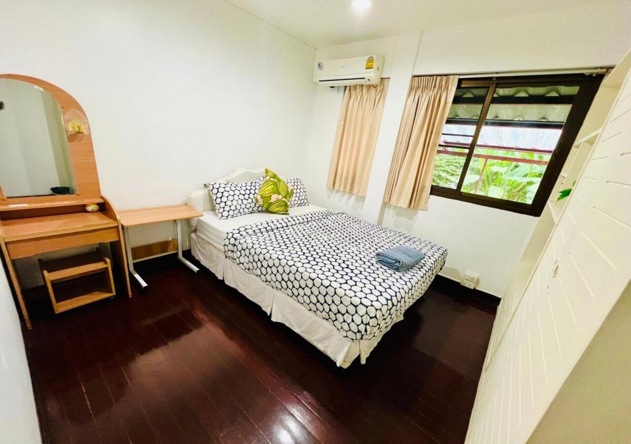 Hotel Reehouse@Soi Cowboy/Asoke Bts Bangkok Esterno foto